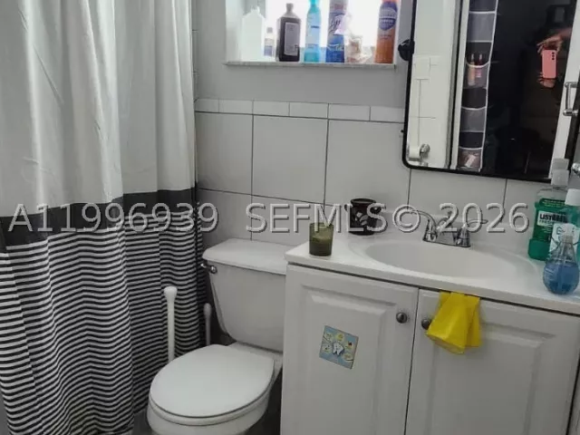 Продажа дома по адресу 2530 NW 152nd St - фото 9297495