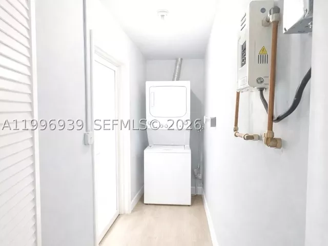 Продажа дома по адресу 2530 NW 152nd St - фото 9297483