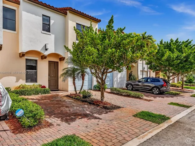 Продажа дома по адресу 20973 NW 1st Dr - фото 7573334