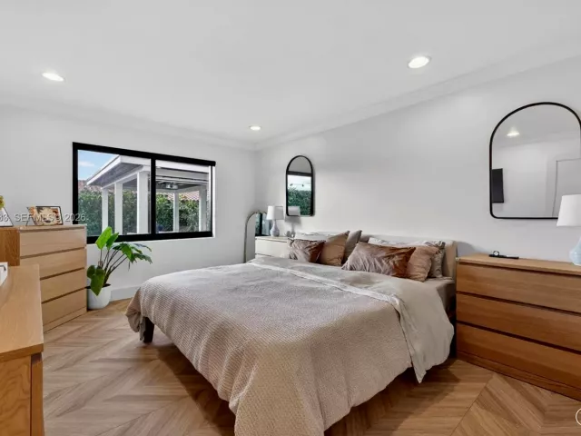 Дом в аренду по адресу 13441 SW 74th St 0 - фото 7586856