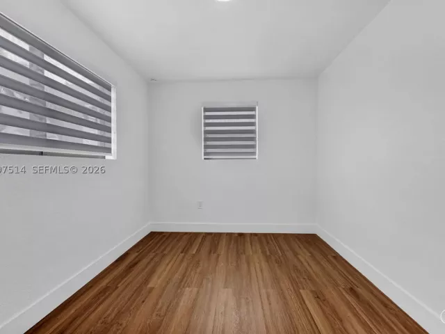 Продажа дома по адресу 2460 NW 175th St - фото 9387340