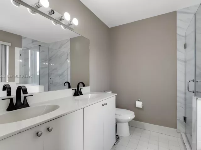 Продажа дома по адресу 13731 SW 173RD TERR - фото 7576003