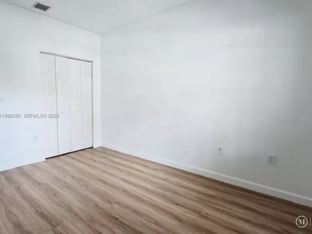 Дом в аренду по адресу 6814 NW 107th Pl 0 - фото 7575641