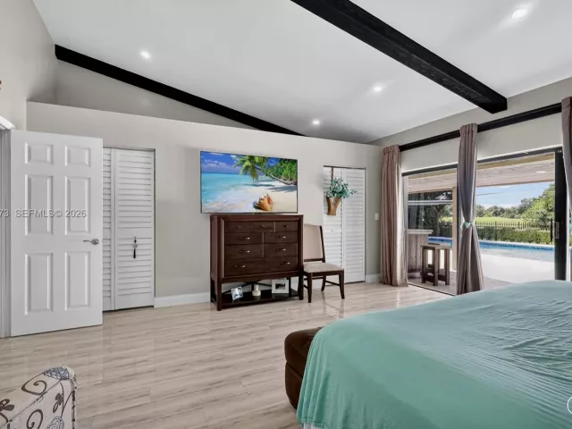 Продажа дома по адресу 8860 SW 49th Ct - фото 7575522