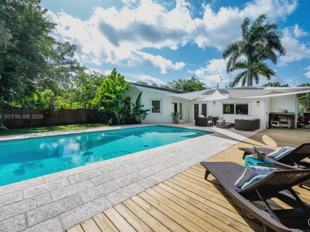 Дом в аренду по адресу 1003 NE 118th St 1003 - фото 7575897