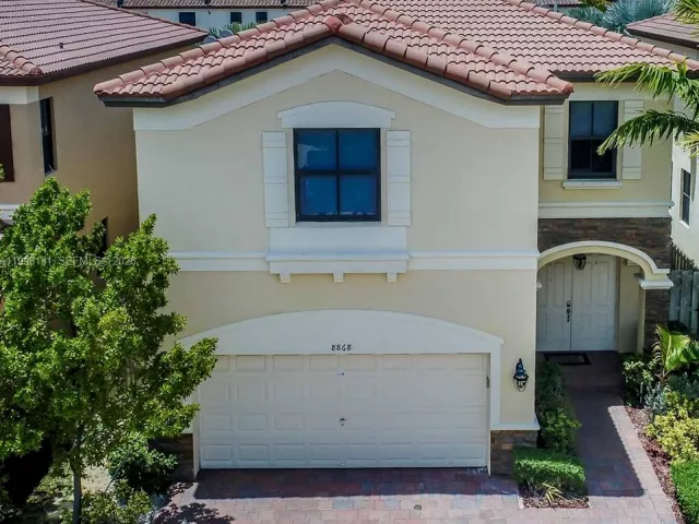 Продажа дома по адресу 8868 NW 101st Pl - фото 7575508