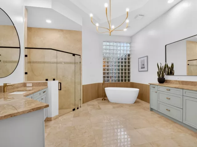 Продажа дома по адресу 17921 Villa Club Way - фото 9034679