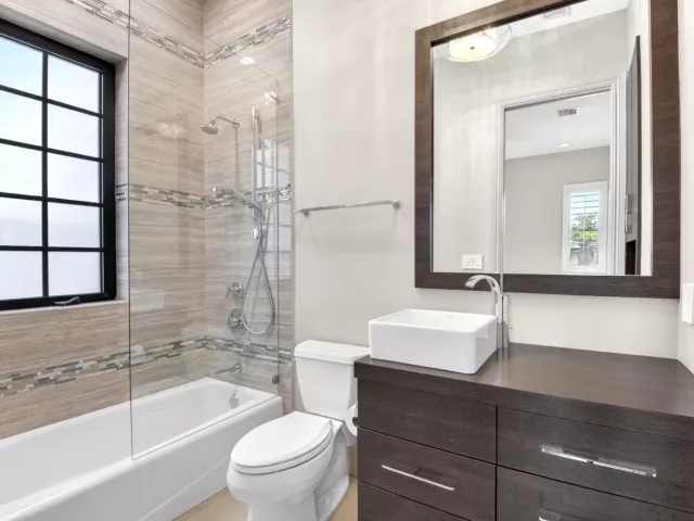 Продажа дома по адресу 17921 Villa Club Way - фото 9034686