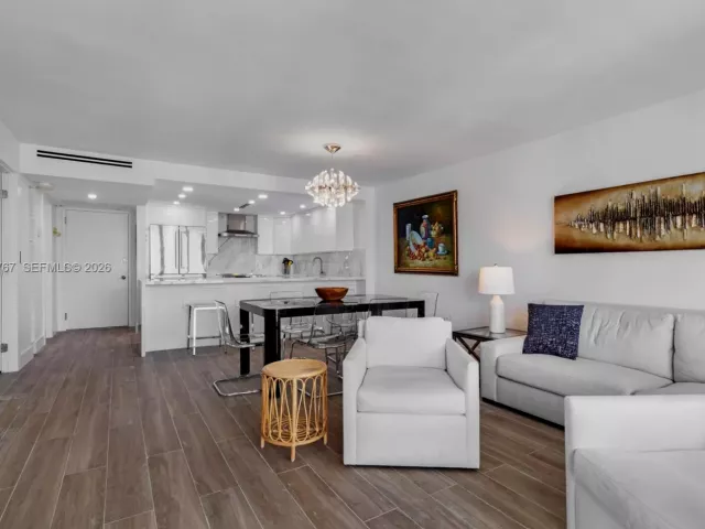 Продажа квартиры #1707 - фото 7583954