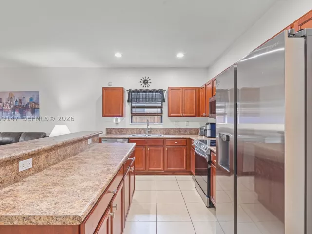 Продажа дома по адресу 149 SE 36th Pl - фото 9266136