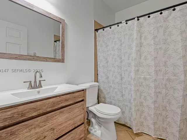 Продажа дома по адресу 149 SE 36th Pl - фото 9266141