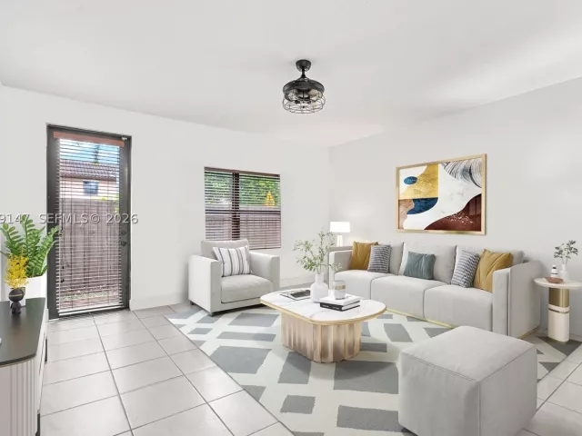 Продажа дома по адресу 149 SE 36th Pl - фото 9266125