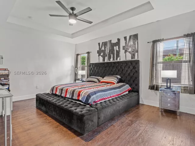 Продажа дома по адресу 149 SE 36th Pl - фото 9266143