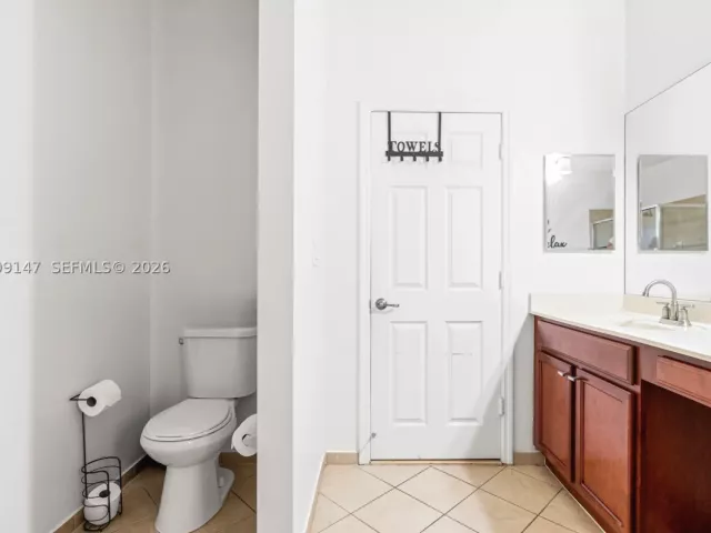 Продажа дома по адресу 149 SE 36th Pl - фото 9266146