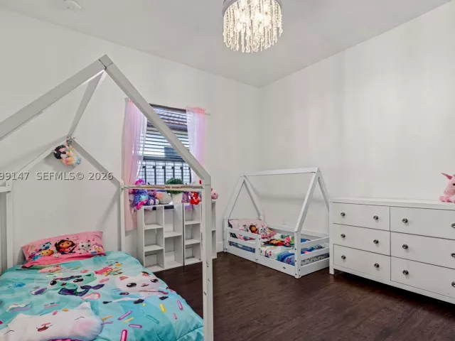 Продажа дома по адресу 149 SE 36th Pl - фото 9266150