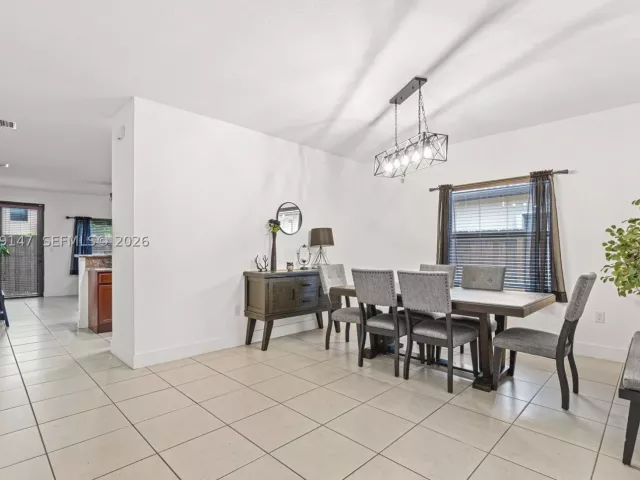 Продажа дома по адресу 149 SE 36th Pl - фото 9266131