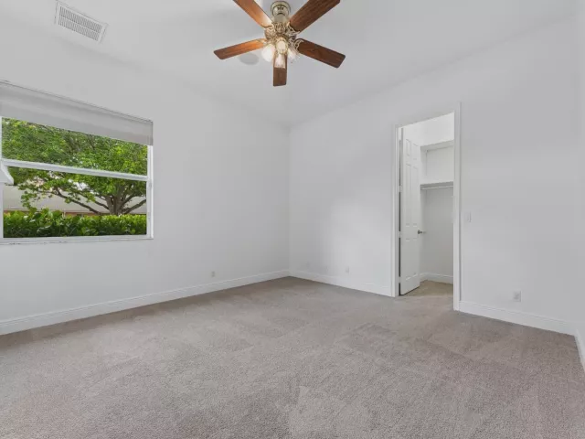 Продажа дома по адресу 8717 Estate Drive - фото 9352232