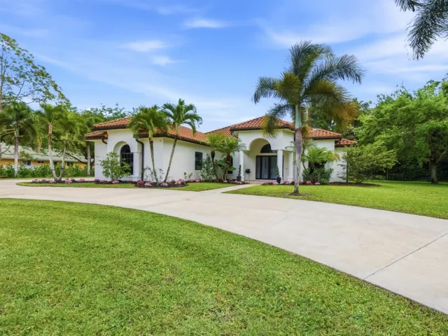 Продажа дома по адресу 8717 Estate Drive - фото 9352242