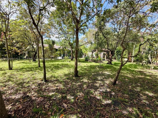Продажа дома по адресу 777 NE 144th St - фото 8558104