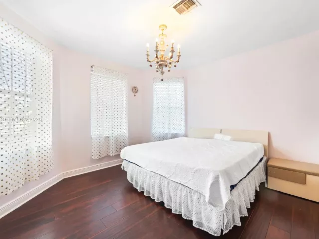 Продажа дома по адресу 1250 Wiley St - фото 7580717