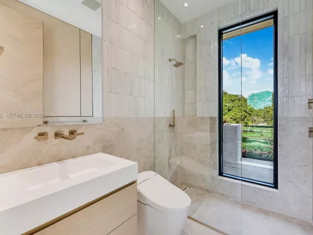 Продажа дома по адресу 770 Lake Rd - фото 7588964