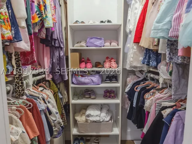 Продажа дома по адресу 11301 SW 95th St - фото 9477867