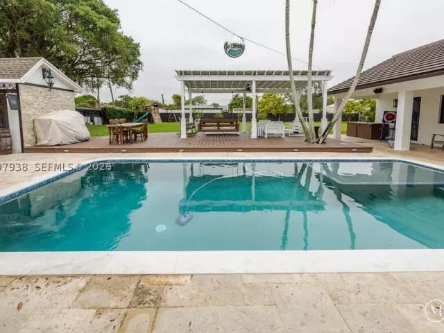 Продажа дома по адресу 11301 SW 95th St - фото 9477873