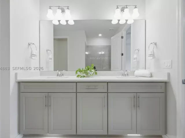 Продажа дома по адресу 1628 Myrtle Oak Ter - фото 9292266
