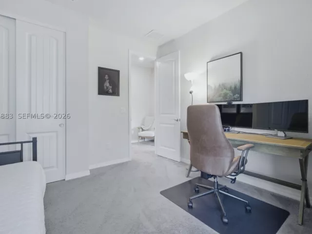 Продажа дома по адресу 1628 Myrtle Oak Ter - фото 9292269