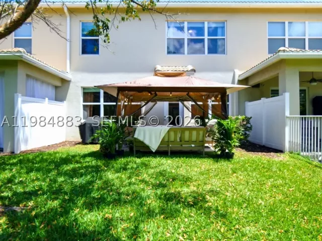 Продажа дома по адресу 1628 Myrtle Oak Ter - фото 9292289