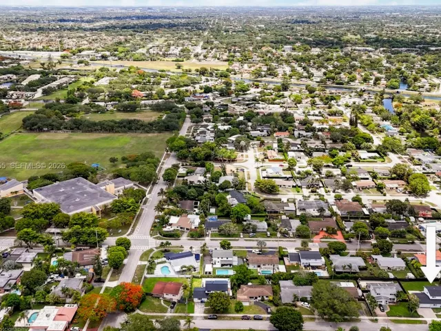 Продажа дома по адресу 9975 SW 85th St - фото 7582672