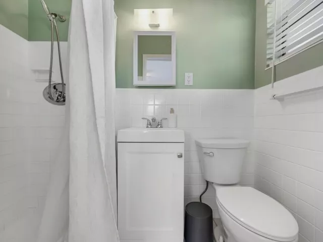 Продажа дома по адресу 501 NW 30th Court - фото 9352388