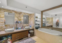 Квартира #806