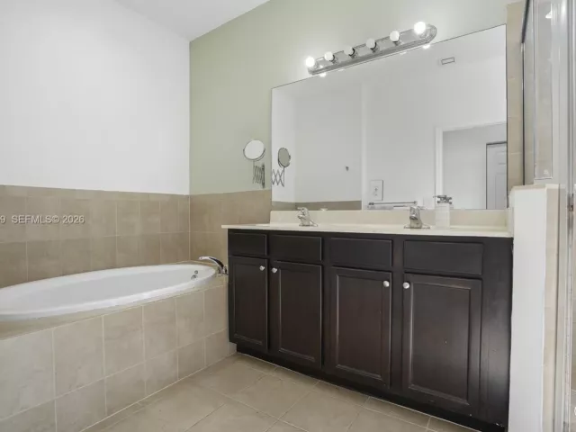 Продажа дома по адресу 17081 SW 94th Way - фото 7585609