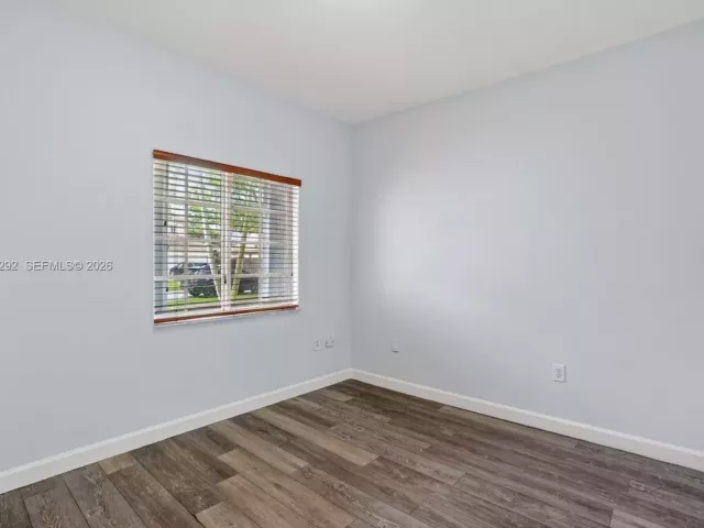 Продажа дома по адресу 15521 SW 151st Ter - фото 7593128