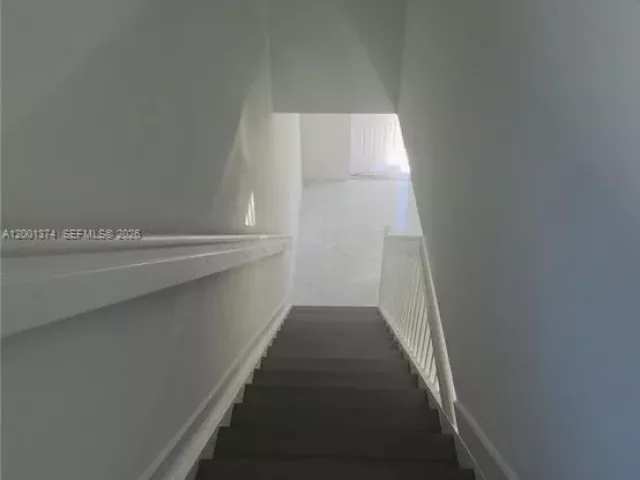 Продажа дома по адресу 7738 NW 15 Ave - фото 7593883