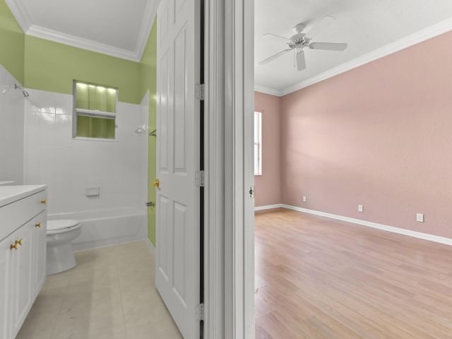 Продажа дома по адресу 2464 Sailfish Cove Drive - фото 8462333
