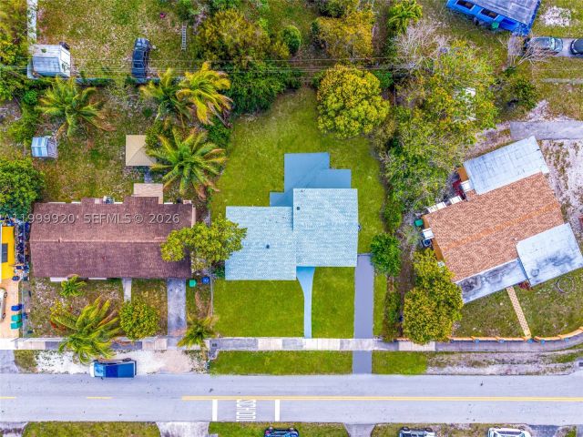 Продажа дома по адресу 1260 NW 188th St - фото 9428636