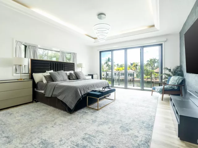 Продажа дома по адресу 2878 NE 26th Street - фото 8908115