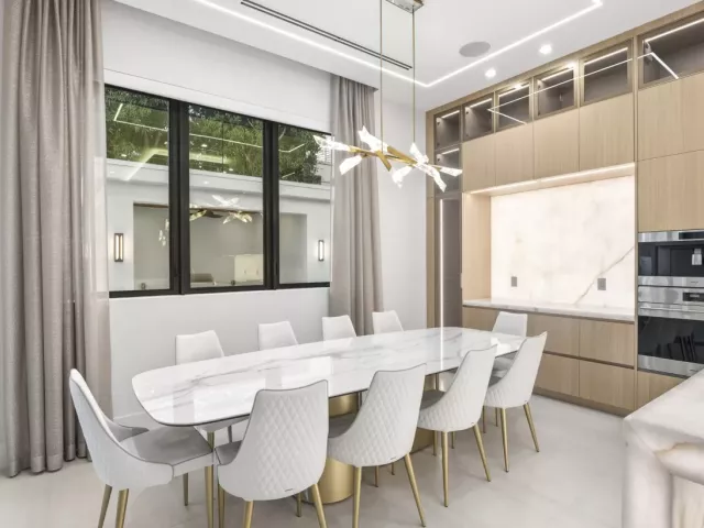 Продажа дома по адресу 274 NE 3rd Court - фото 9311038