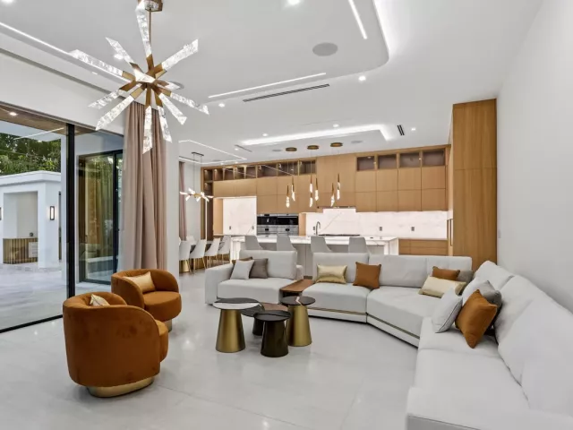 Продажа дома по адресу 274 NE 3rd Court - фото 9311040