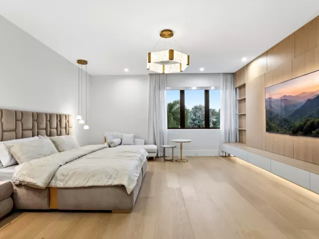 Продажа дома по адресу 274 NE 3rd Court - фото 9311054
