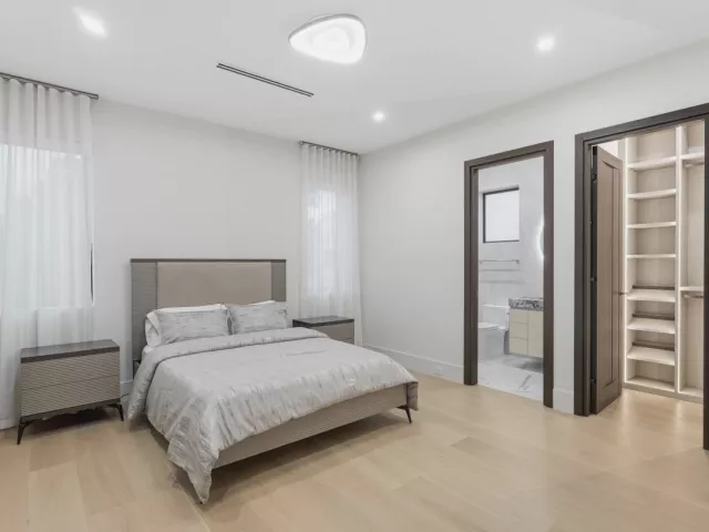 Продажа дома по адресу 274 NE 3rd Court - фото 9311060