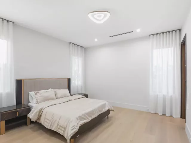Продажа дома по адресу 274 NE 3rd Court - фото 9311064