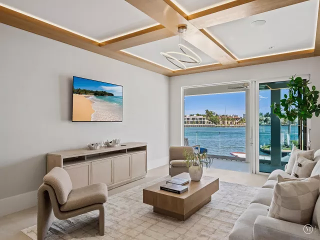 Продажа дома по адресу 1822 SE 9th Street - фото 8920833