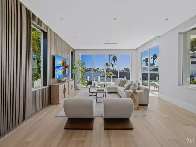 Продажа дома по адресу 1822 SE 9th Street - фото 8920828