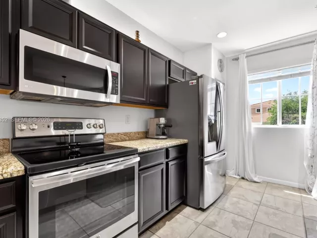 Продажа дома по адресу 14213 SW 274th St - фото 7592220