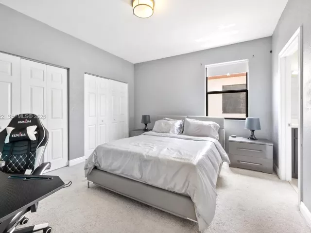 Продажа дома по адресу 8755 NW 102nd Ct - фото 7595182