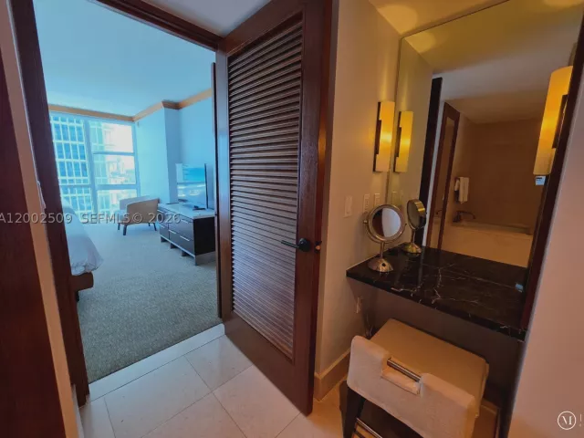 Квартира в аренду номер1014 Legal 1004 Door - фото 9136523