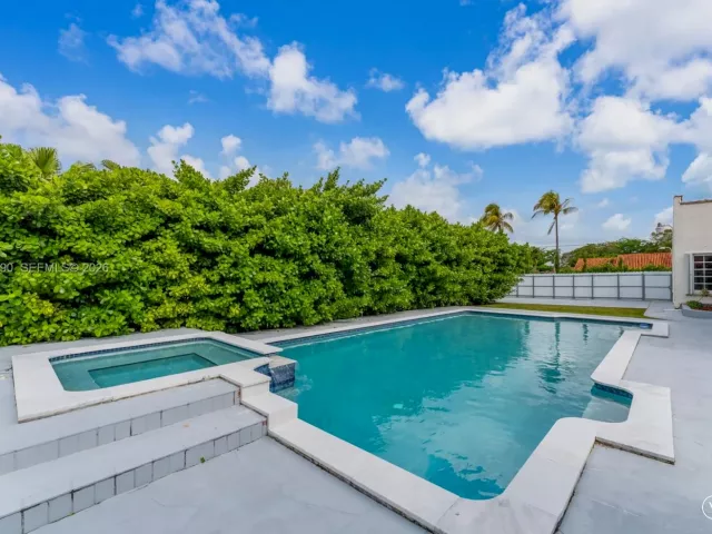 Продажа дома по адресу 11350 SW 30th St - фото 7592919